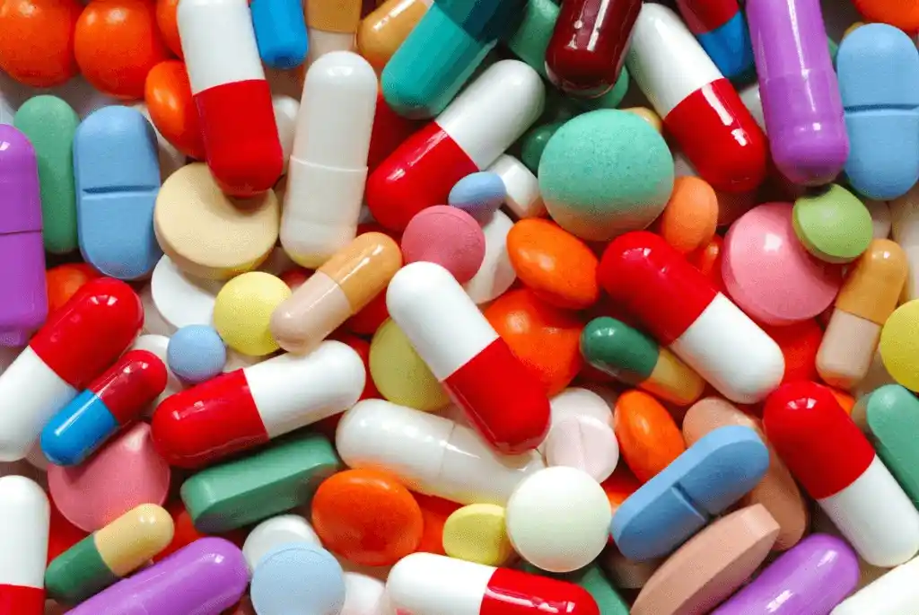 Zastosowanie przepływowych kotłów parowych Bent-Iron w przemyśle farmaceutycznym do procesów sterylizacji i syntezy chemicznej